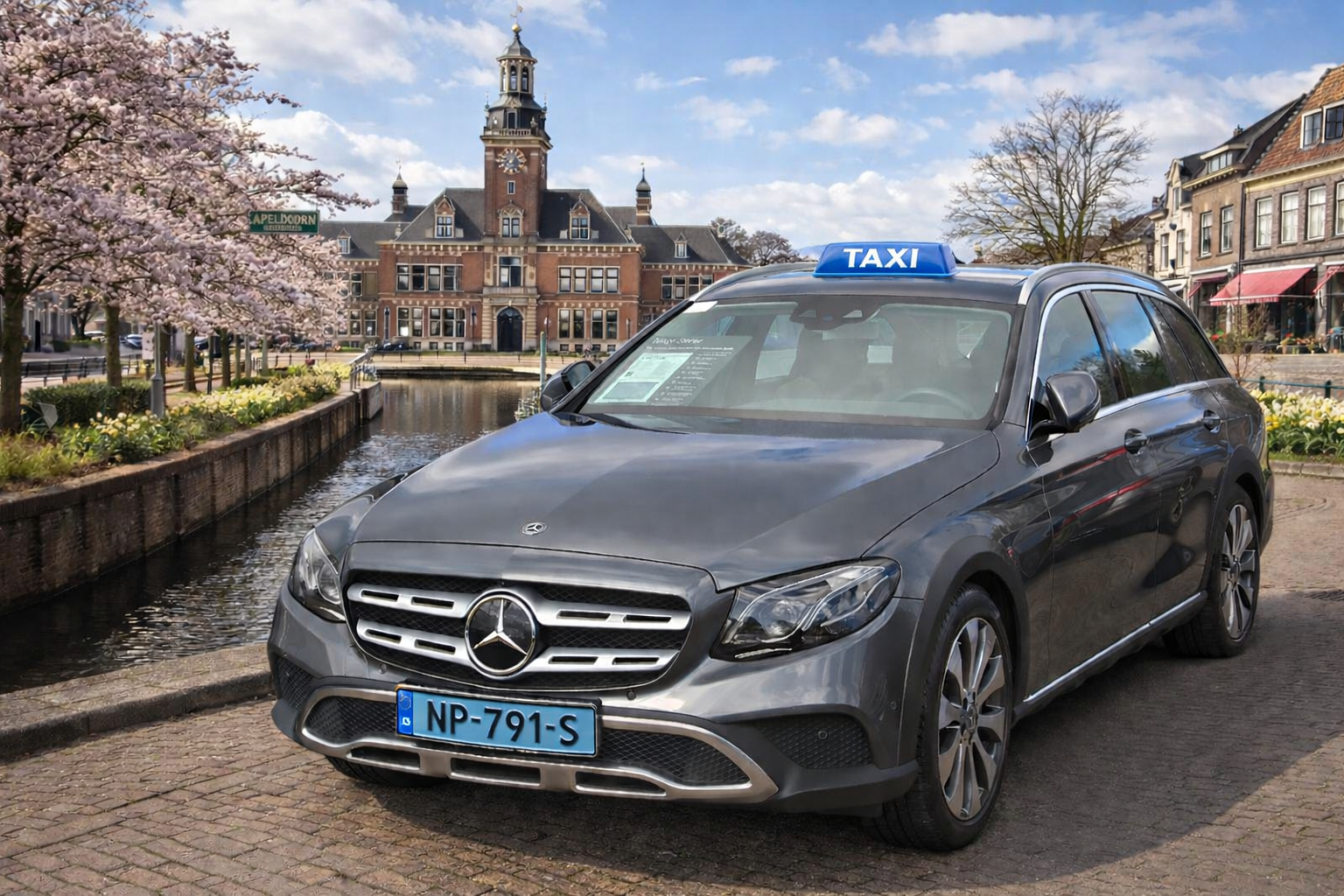 Mercedes-Benz E-Class 220D All-Terrain 2017 — RegioTaxi Apeldoorn
